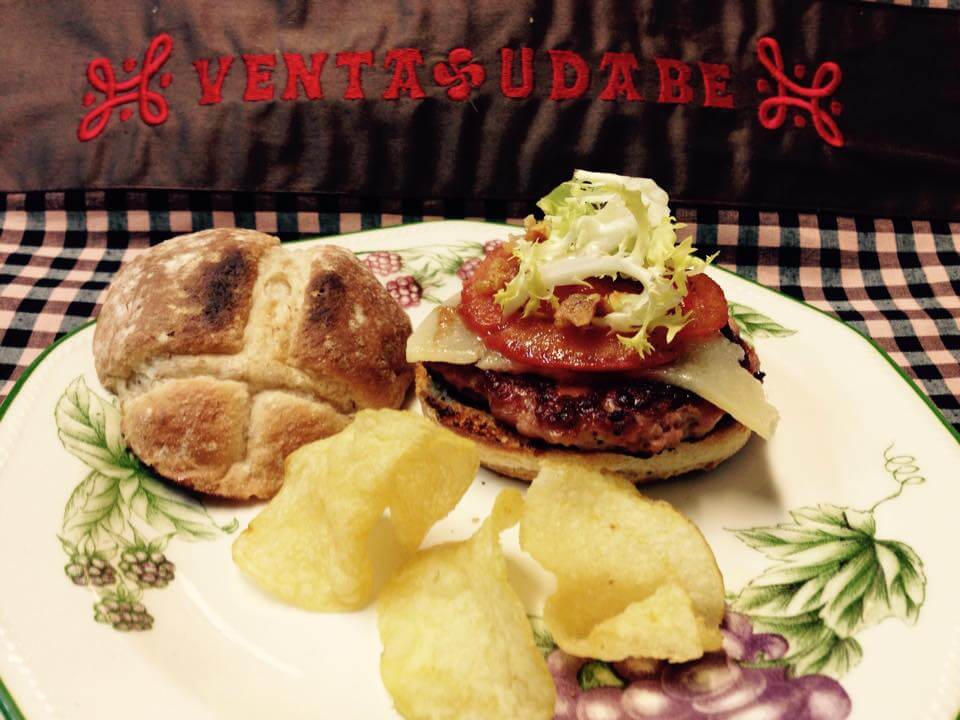 restaurante-navarra-venta-udabe-hamburguesa.jpg